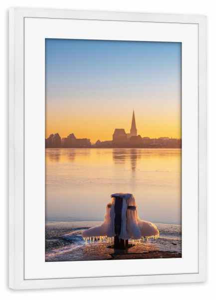 Poster mit Rahmen weiß "Ausblick über die Warnow" artboxONE - Natur,Reise,Architektur,Städte / Weitere
