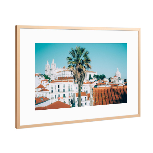 Poster mit Rahmen Kupfer "Weißes Lissabon" artboxONE - Städte,Natur,Reise,Architektur,Reise / Länder