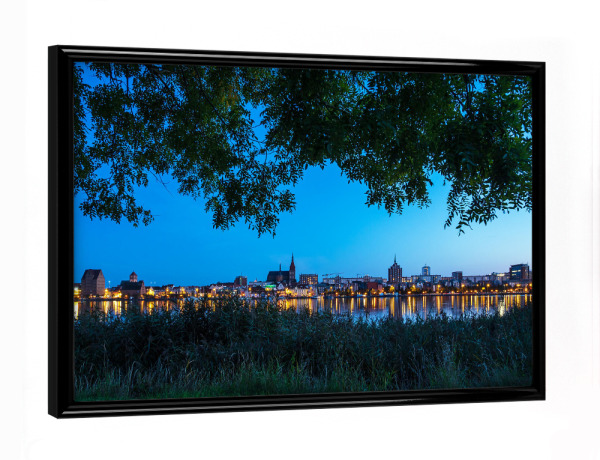 Poster mit schwarzem Rahmen "Rostock am Abend" artboxONE - Natur,Reise,Architektur,Städte / Weitere