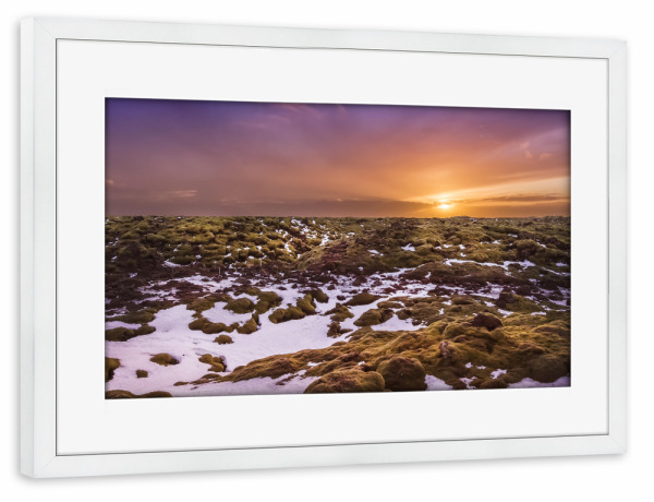 Poster mit Rahmen weiß "ISLAND Skaftáreldahraun Lavafeld" artboxONE - Natur,Reise / Länder