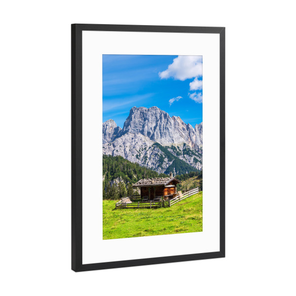 Poster mit Rahmen Schwarz (Metallic) "Die Litzlalm mit Hütte" artboxONE - Natur,Reise,Architektur,Reise / Länder