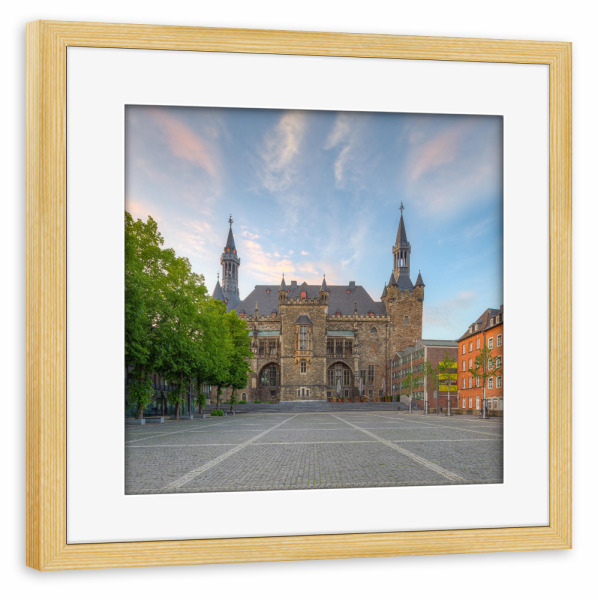 Poster mit Rahmen kiefer "Rathaus Aachen Sonnenuntergang" artboxONE - Reise,Architektur,Reise / Länder