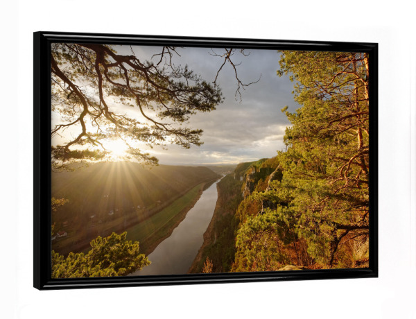 Poster mit schwarzem Rahmen "Abendlicht im Elbsandsteingebirge" artboxONE - Natur,Reise