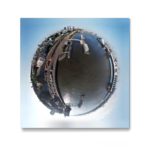 Galerie-Print "Fischmarkt im Hamburger Hafen" 30x30 cm artboxONE