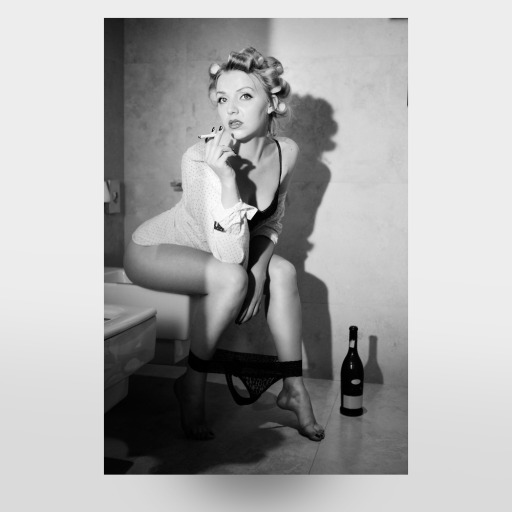 Smoking Lady