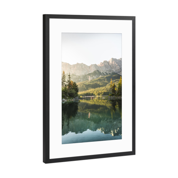 Poster mit Rahmen Schwarz (Metallic) "Lake Eibsee below the Zugspitze" artboxONE - Natur,Reise,Reise / Länder