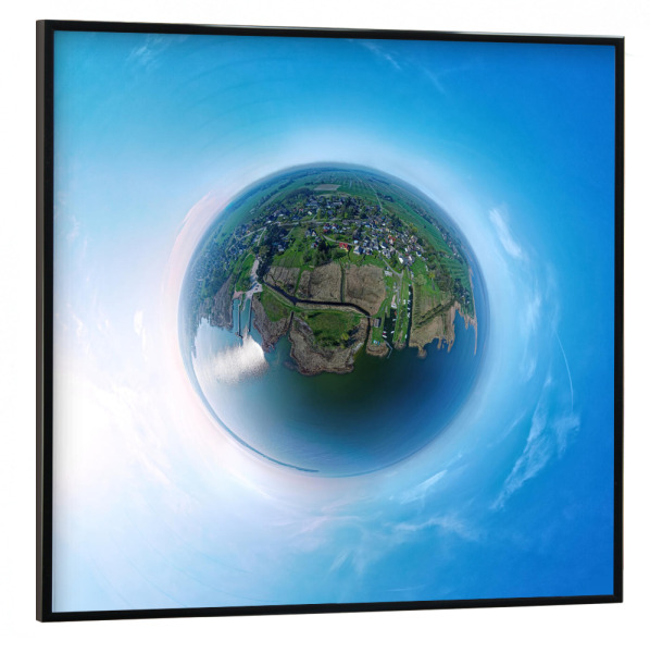 Poster mit schwarzem Rahmen 30x30 cm "Wieck a.d. Darß & Bodden" artboxONE - Städte,Natur,Reise,Reise / Strand und Meer,Reise / Länder