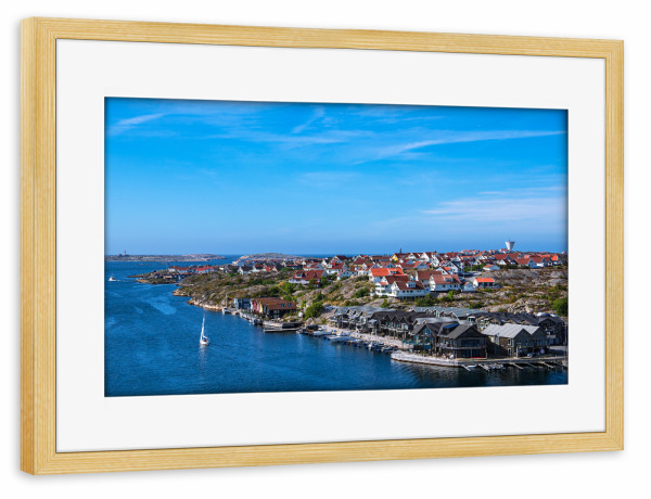 Poster mit Rahmen kiefer "Segelboot vor Smögen" artboxONE - Natur,Reise,Architektur,Reise / Strand und Meer,Reise / Länder