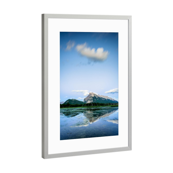 Poster mit Rahmen Silber "Mount rundle and Vermilion Lake" artboxONE - Natur,Reise,Reise / Länder