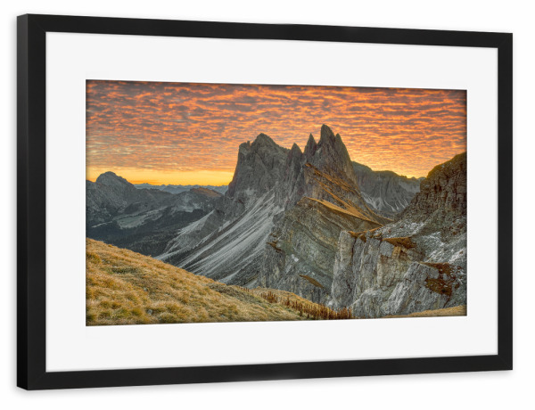 Poster mit Rahmen schwarz "Seceda Südtirol Sonnenaufgang" artboxONE - Natur,Reise,Reise / Länder
