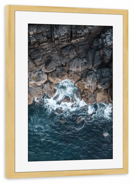 Poster mit Rahmen kiefer "Scottish coastline from above" artboxONE - Natur,Reise,Reise / Strand und Meer,Unterwasser
