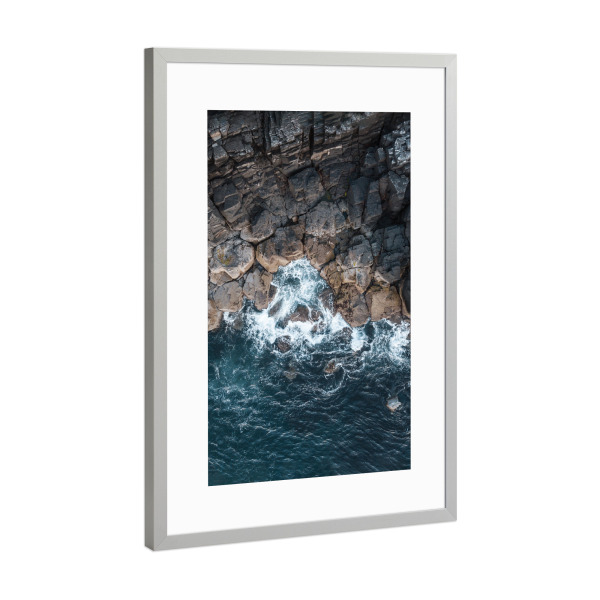 Poster mit Rahmen Silber "Scottish coastline from above" artboxONE - Natur,Reise,Reise / Strand und Meer,Unterwasser
