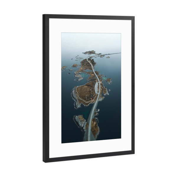Poster mit Rahmen Schwarz (Metallic) "Atlantic Ocean Road in Norway" artboxONE - Natur,Reise,Reise / Strand und Meer,Reise / Länder