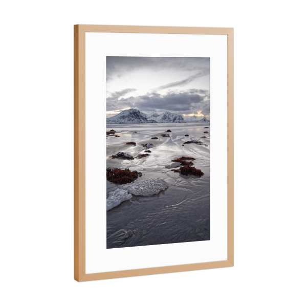 Poster mit Rahmen Kupfer "Im Winter am Strand" artboxONE - Natur,Reise,Reise / Strand und Meer