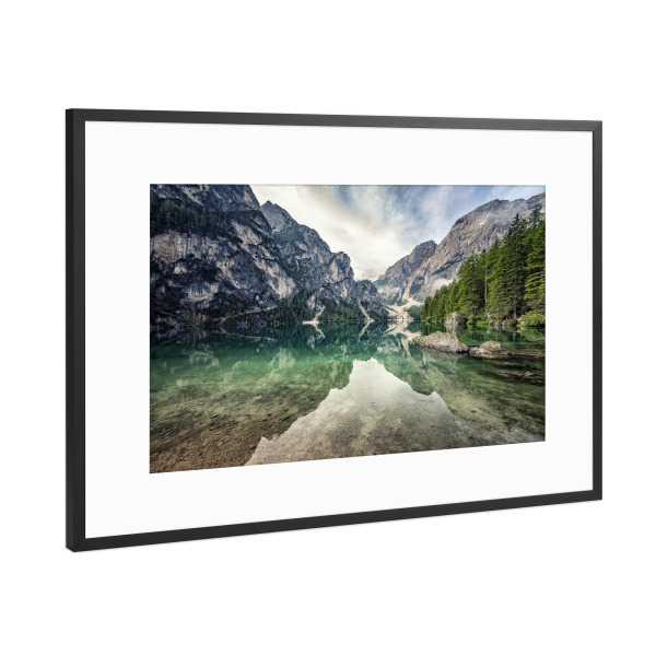 Poster mit Rahmen Schwarz (Metallic) "Reflection at Braies" artboxONE - Natur,Reise,Reise / Länder