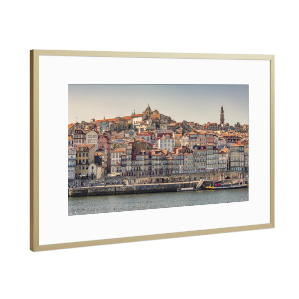 Poster mit Rahmen Gold "Oporto" artboxONE - Städte,Reise,Architektur,Reise / Länder,Städte / Weitere