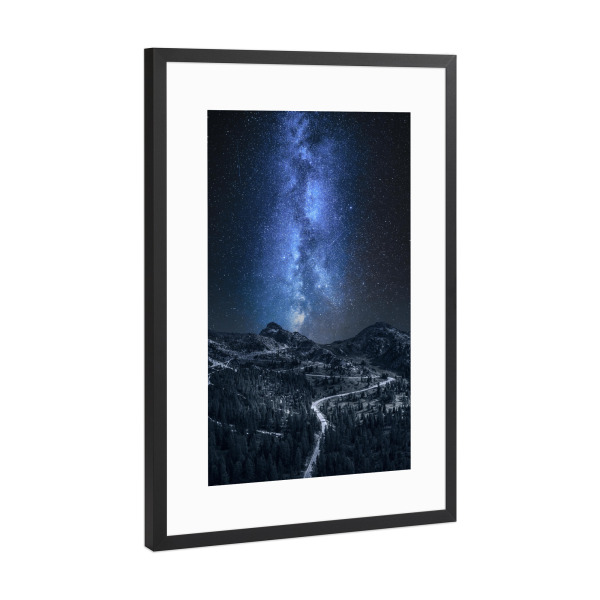 Poster mit Rahmen Schwarz (Metallic) "Milky way over Passo Falazarego" artboxONE - Natur,Reise,Reise / Länder,Galaxy