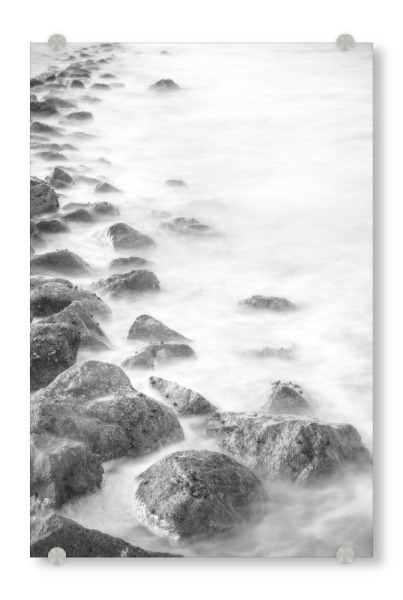 Acrylglasbild "Steinbuhne in der Nordsee" artboxONE - Natur,Schwarzweiß,Reise / Strand und Meer