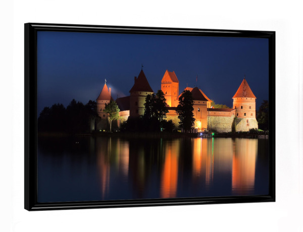 Poster mit schwarzem Rahmen "Litauen - Wasserburg Trakai" artboxONE - Städte,Natur,Reise,Architektur,Reise / Länder