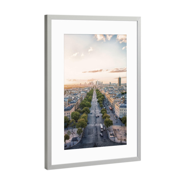 Poster mit Rahmen Silber "The Avenue" artboxONE - Städte,Reise,Architektur,Städte / Paris,Reise / Länder