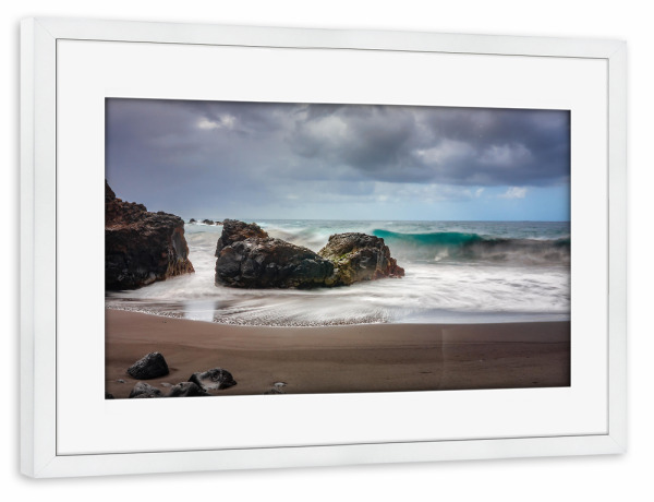 Poster mit Rahmen weiß "Playa de el Bollullo" artboxONE - Natur,Reise,Reise / Länder