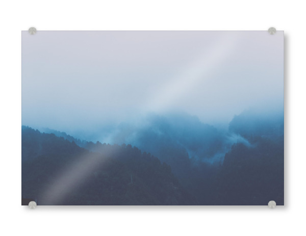 Acrylglasbild "Nebel Wald" artboxONE - Natur - Wald,Nebel,Neblig,Abends,Mystisch,Bergig,Schwarz,Blau,Natur,Forest,Fog,Weiß,Verwunschen,Bäume,Dunst