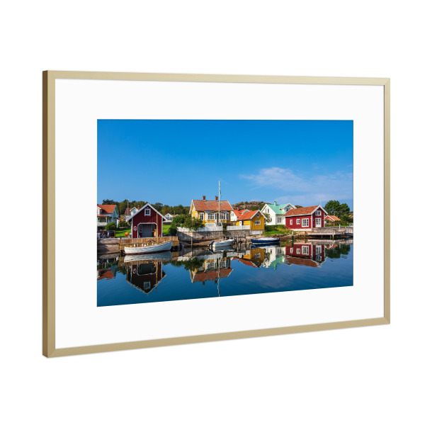 Poster mit Rahmen Gold "Hamburgsund mit Spiegelung" artboxONE - Natur,Reise,Architektur,Reise / Strand und Meer,Reise / Länder