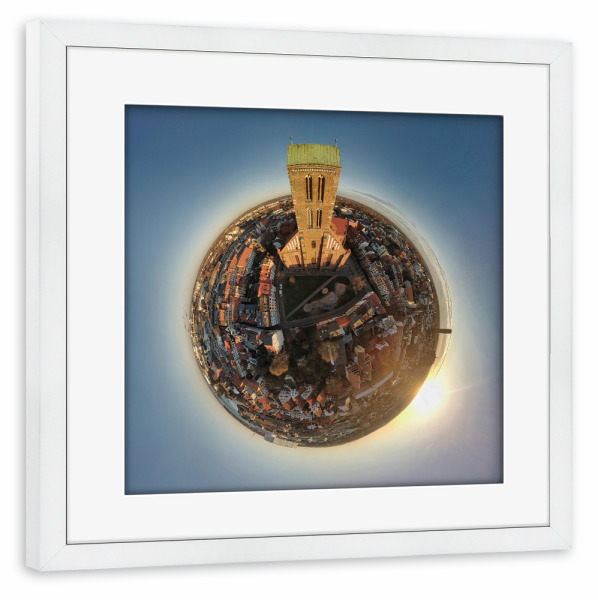 Poster mit Rahmen weiß "Wismar - Kirche St. Nikolai" artboxONE - Städte,Reise,Architektur,Reise / Strand und Meer,Reise / Länder