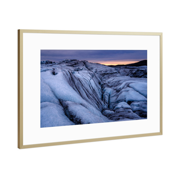 Poster mit Rahmen Gold "Dusk at Svinafellsjokull" artboxONE - Natur,Abstrakt