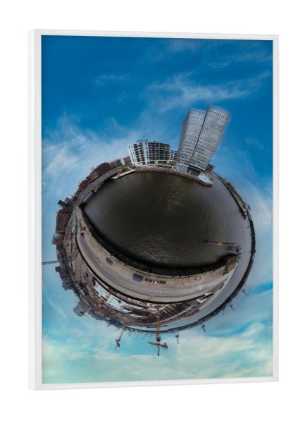 Poster mit weißem Rahmen "Hamburger Hafencity - Chicagokai" artboxONE - Städte,Städte / Hamburg,Reise,Architektur,Reise / Länder