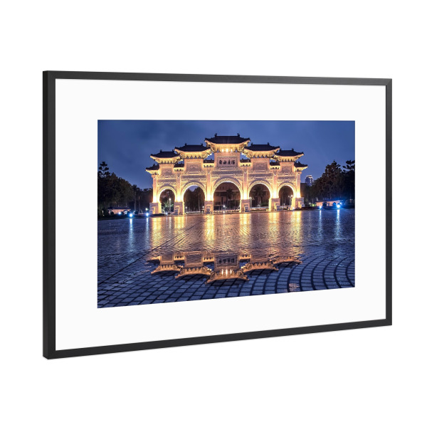 Poster mit Rahmen Schwarz (Metallic) "Liberty Arch" artboxONE - Städte,Reise,Architektur,Reise / Asien,Reise / Länder