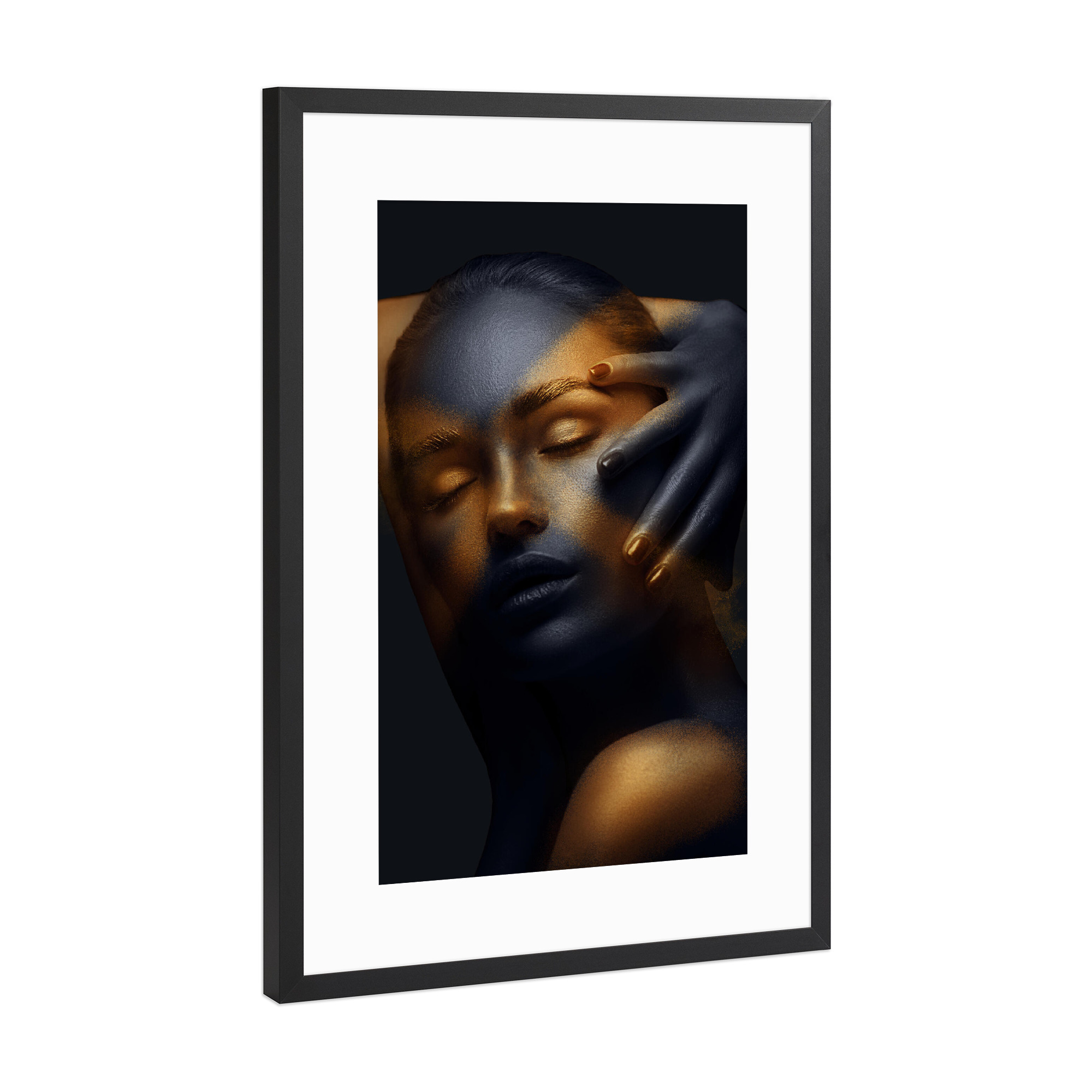 Poster mit Rahmen Schwarz (Metallic) "Spark Woman B" artboxONE - Menschen - Golden,Woman,Face,Female,Frau,Portrait