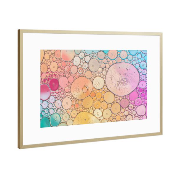 Poster mit Rahmen Gold "Wasser und Öl" artboxONE - Abstrakt - Wasser,öl,Abstrakt,Farben,Farbig,Bunt,Colorful,Abstract,Colors,Circles,Kreise