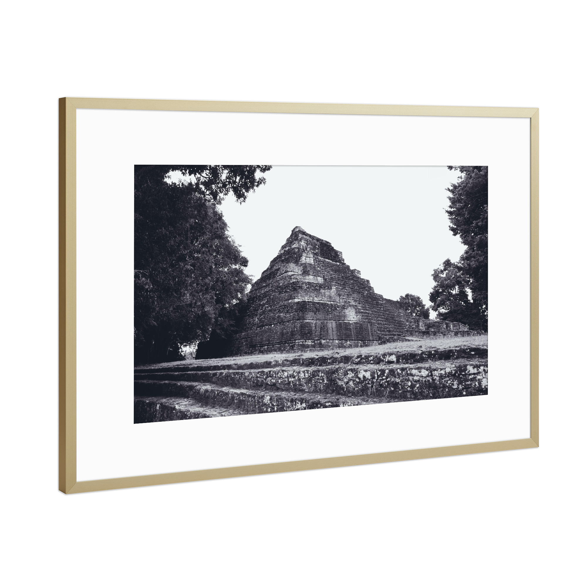Poster mit Rahmen Gold "Chaccoben Mayan Ruin" artboxONE - Reise,Schwarzweiß,Architektur,Reise / Länder