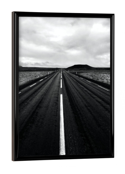 Poster mit schwarzem Rahmen "Gerade Straße in Island" artboxONE - Reise,Schwarzweiß,Reise / Länder