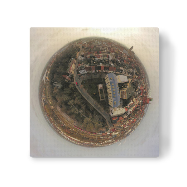 Leinwandbild "Wismarer Wasserturm aus 50m Höhe" artboxONE - Städte,Reise,Architektur,Reise / Strand und Meer,Reise / Länder