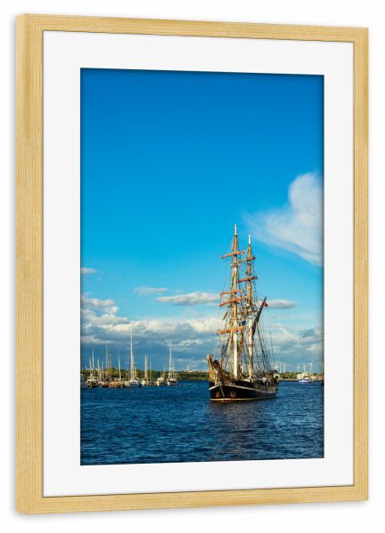 Poster mit Rahmen kiefer "Segelschiffe in Rostock" artboxONE - Reise,Städte / Weitere