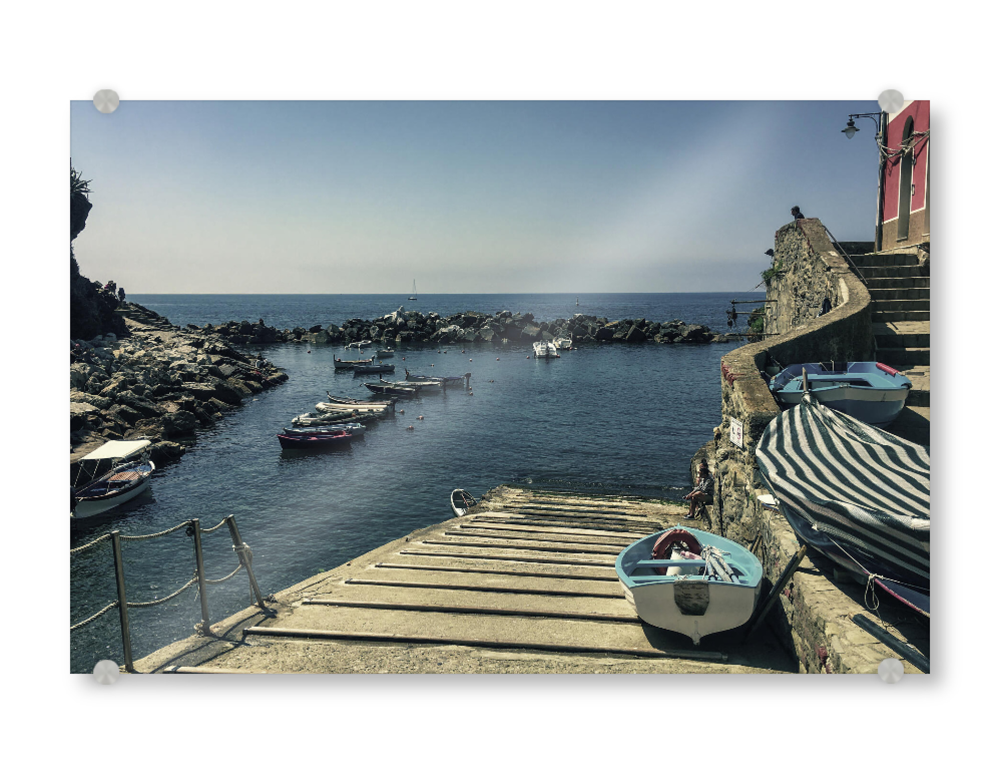Acrylglasbild "Cinque Terre: boarding" artboxONE - Städte,Natur,Reise,Reise / Strand und Meer