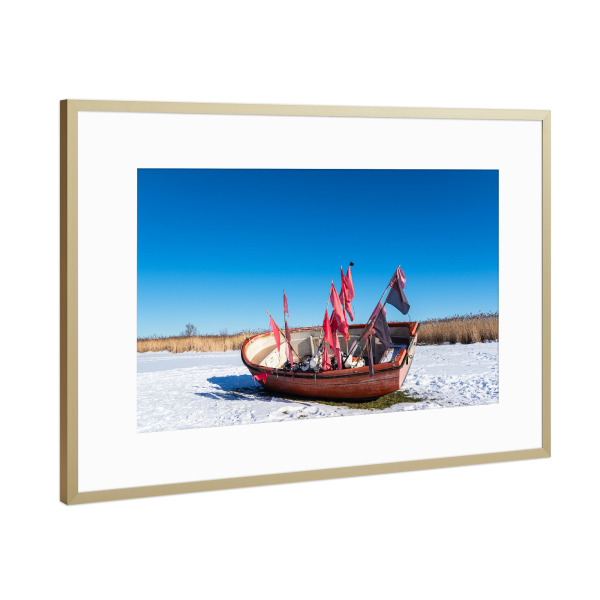 Poster mit Rahmen Gold "Fischerboot in Althagen" artboxONE - Natur,Reise