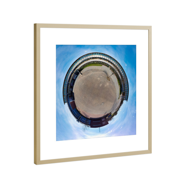 Poster mit Rahmen Gold "Planet of School" artboxONE - Städte,Städte / Hamburg,Reise,Architektur,Reise / Länder