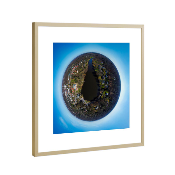 Poster mit Rahmen Gold "Planet Mühlenteich Reinbek" artboxONE - Städte,Natur,Reise,Architektur,Reise / Länder