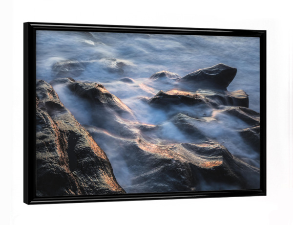 Poster mit schwarzem Rahmen "Rocks and Water" artboxONE - Natur