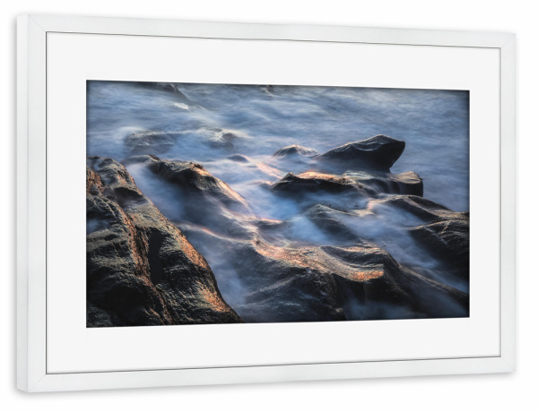 Poster mit Rahmen weiß "Rocks and Water" artboxONE - Natur