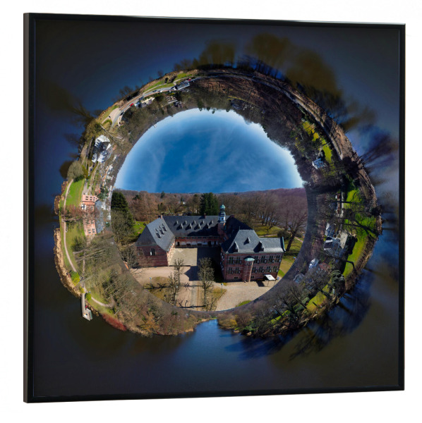 Poster mit schwarzem Rahmen 30x30 cm "Reinbek - Schloss um Schloss" artboxONE - Städte,Natur,Reise,Architektur,Reise / Länder