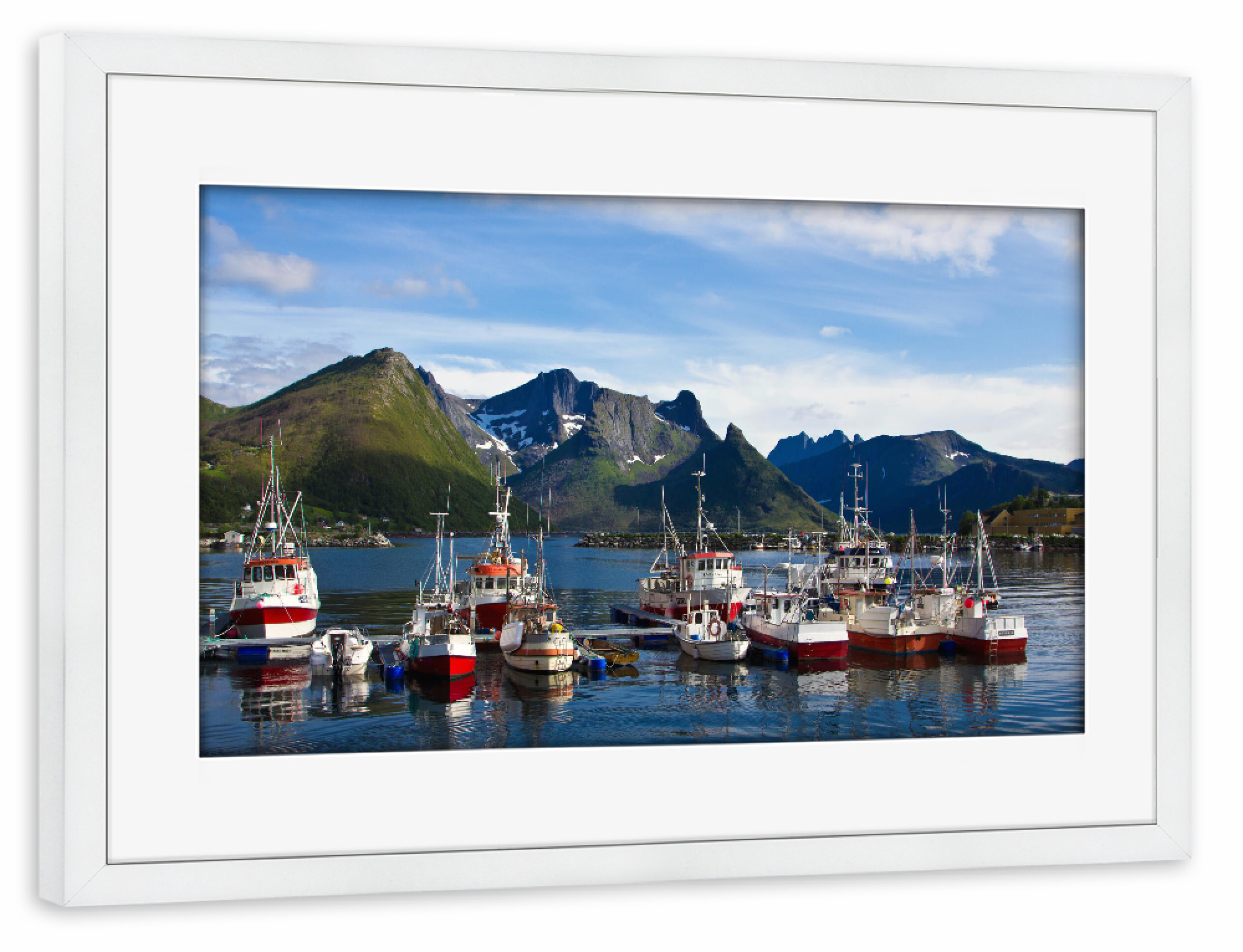 Poster mit Rahmen weiß "Kutter im Hafen" artboxONE - Natur,Reise,Reise / Strand und Meer,Reise / Länder