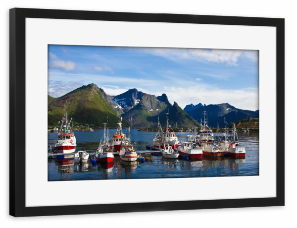 Poster mit Rahmen schwarz "Kutter im Hafen" artboxONE - Natur,Reise,Reise / Strand und Meer,Reise / Länder