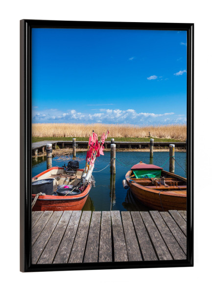 Poster mit schwarzem Rahmen "Zwei Boote im Hafen" artboxONE - Natur,Reise,Reise / Strand und Meer