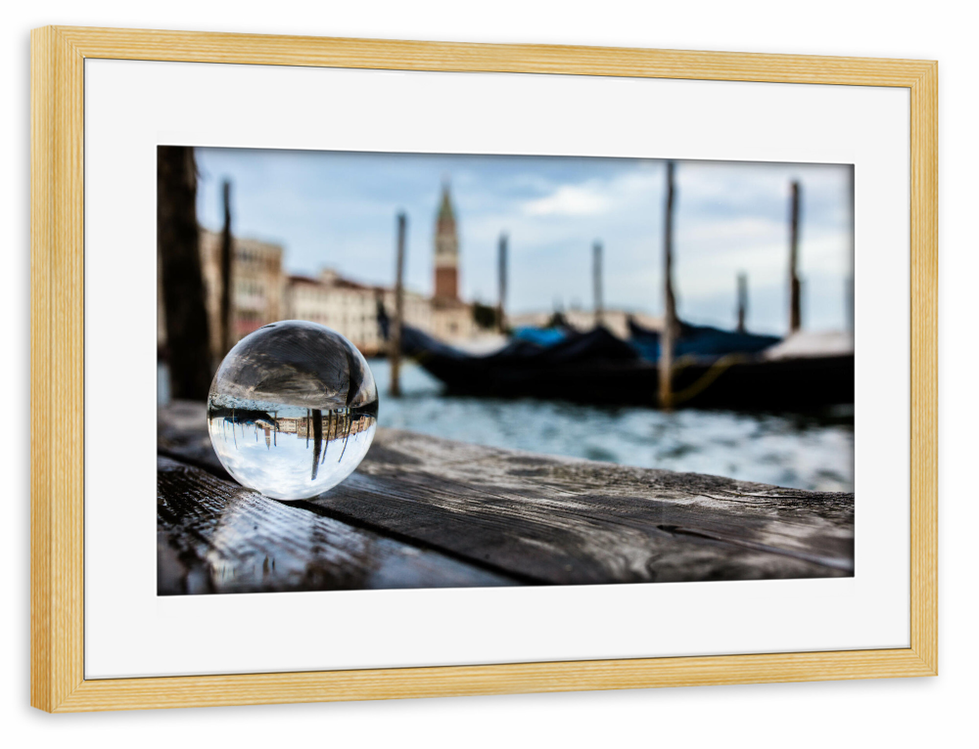 Poster mit Rahmen kiefer "Glaskugel in Venedig" artboxONE - Städte,Reise,Städte / Venedig