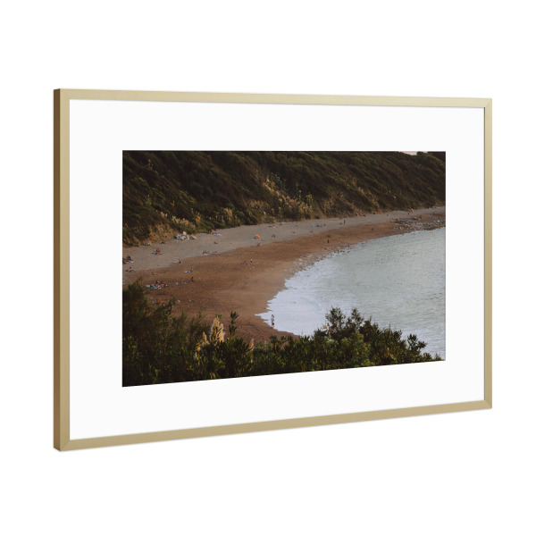 Poster mit Rahmen Gold "Bucht Ausblick" artboxONE - Städte,Natur,Reise,Reise / Strand und Meer