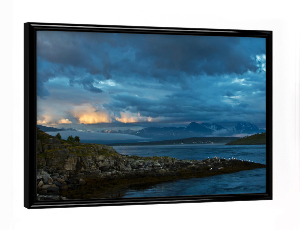 Poster mit schwarzem Rahmen "Landzunge am Fjord" artboxONE - Natur,Reise,Reise / Strand und Meer,Reise / Länder